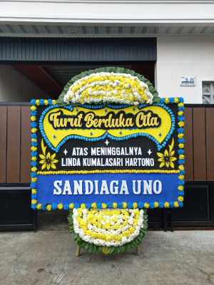Papan Bunga Duka di Pondok Karya
